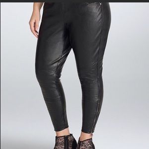 Size 22 Torrid faux leather moto joggers.😬